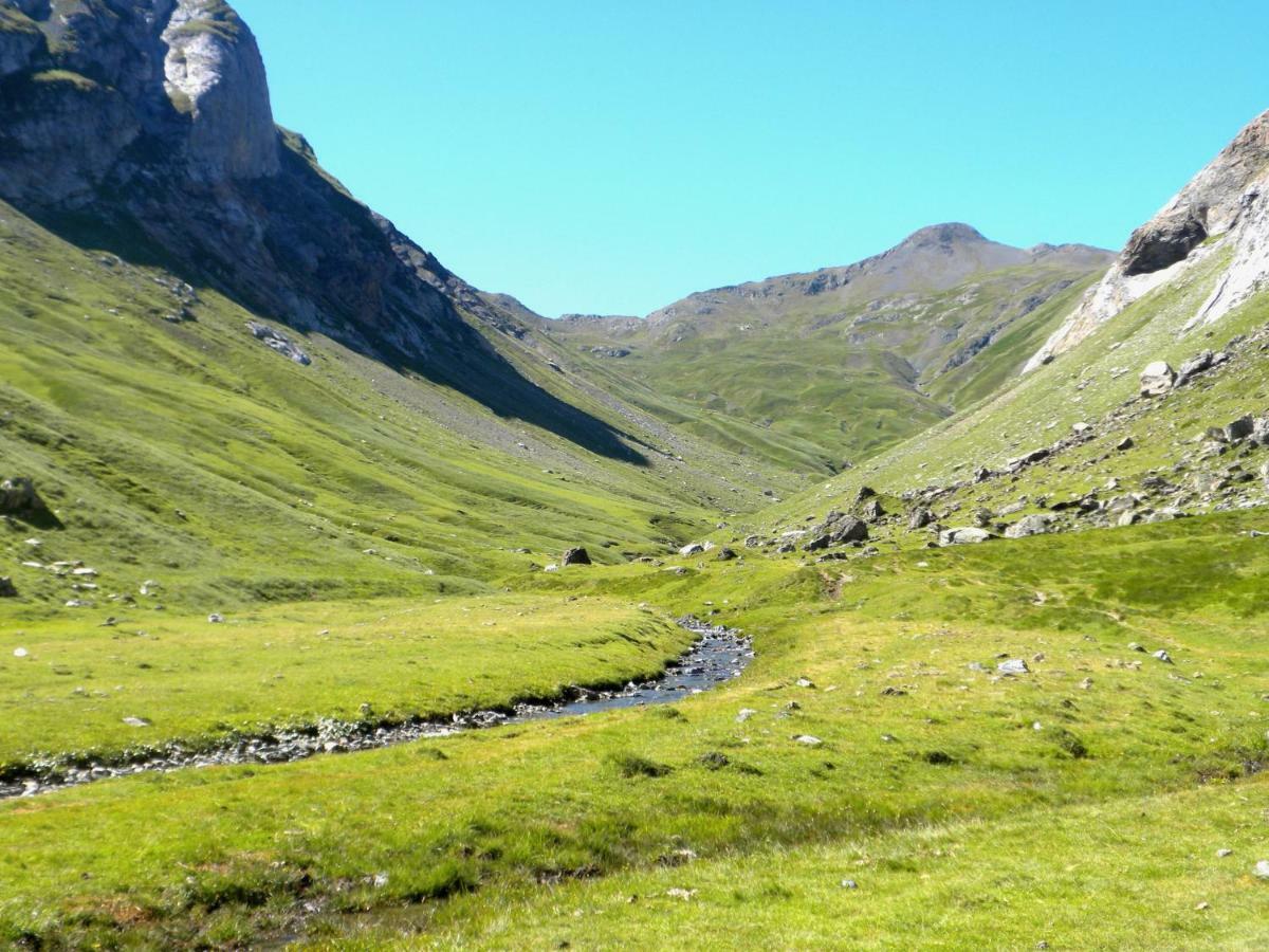 Le Grenier De Luz Apartman Luz-Saint-Sauveur Kültér fotó